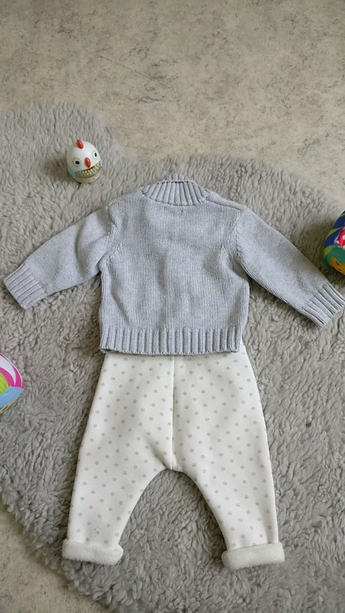 Ensemble pantalon + gilet taille 1 mois - photo numéro 2