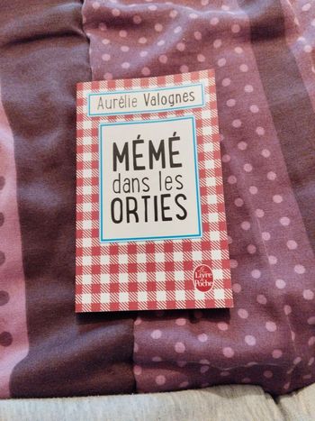 Mémé dans les orties