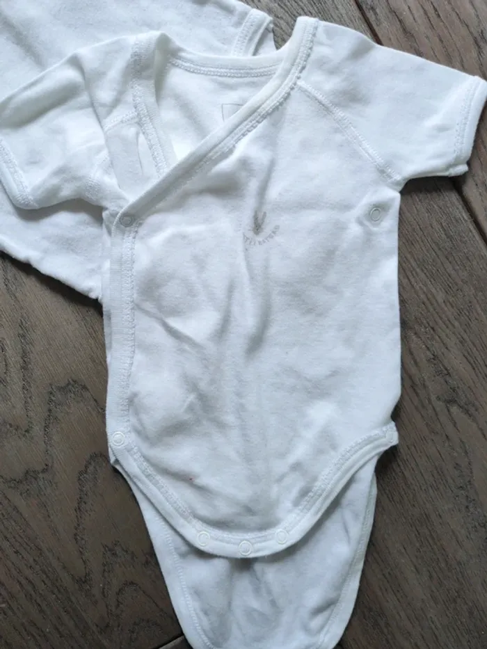 Adorable lot vêtements bébé 3–6 mois - photo numéro 3