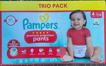 Trio pack couches Pampers Premium Pants taille 4 (93 couches)