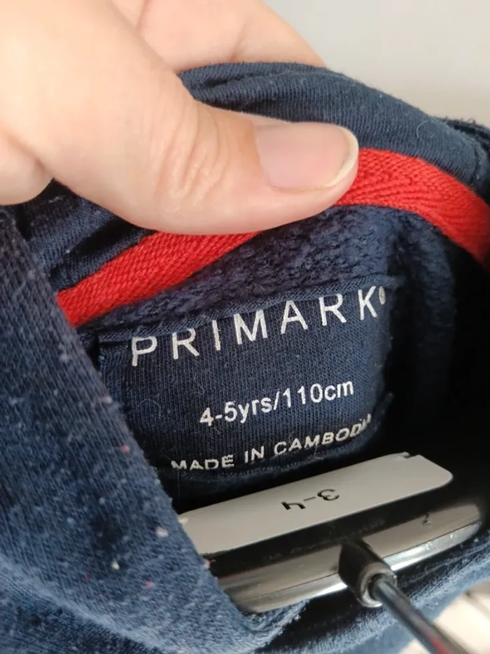 Pull a capuche - photo numéro 4