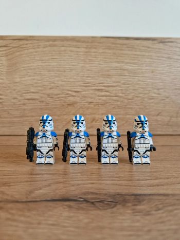 Figurines type lego 4 Clones de la 501ème star wars
