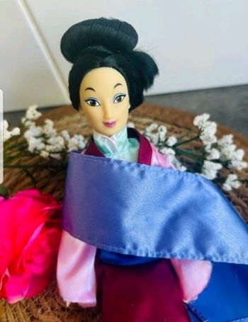 Poupee disney 