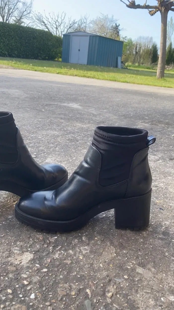 Bottines - photo numéro 2