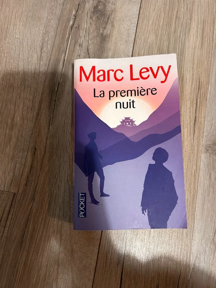 Livre la première nuit , Marc Lévy