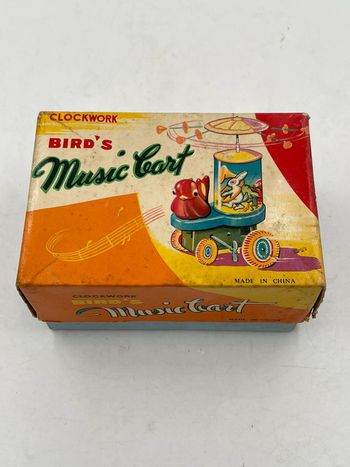 Vintage Wind Up bird’s musical Cart 1970