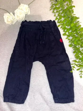 Très beau pantalon confortable pour bébé fille