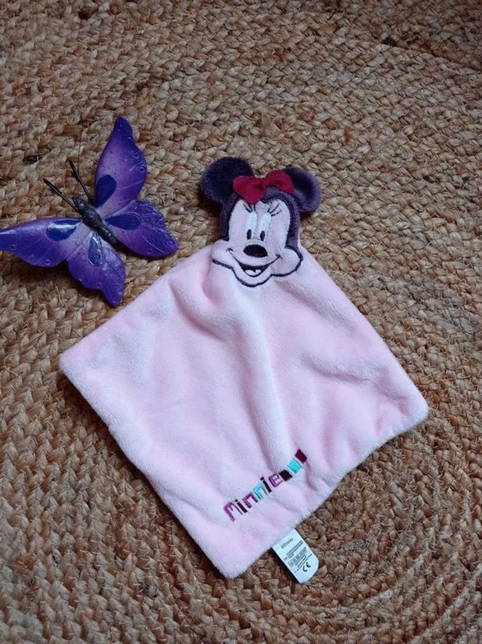 Doudou Minnie