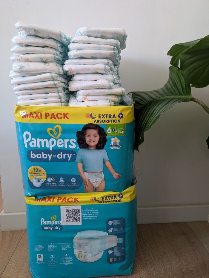 Lot 171 couches Pampers