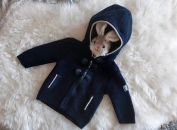 Gilet à capuche obaidi 3 mois