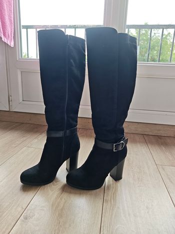 Bottes noir à talon
