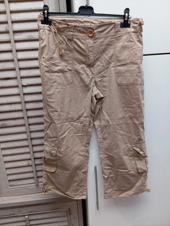 Pantacourt beige taille 46