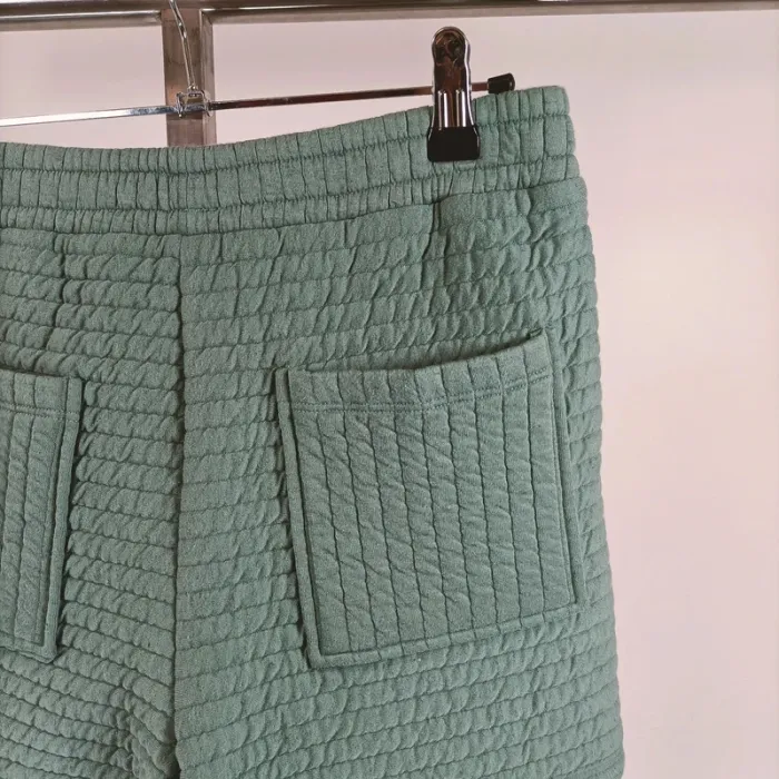 Short texturé vert d'eau - deux poches arrières + poches avant Taille M - A295 - photo numéro 5