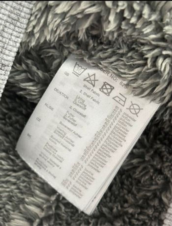 Veste Sweat taille 146-152 - photo numéro 5