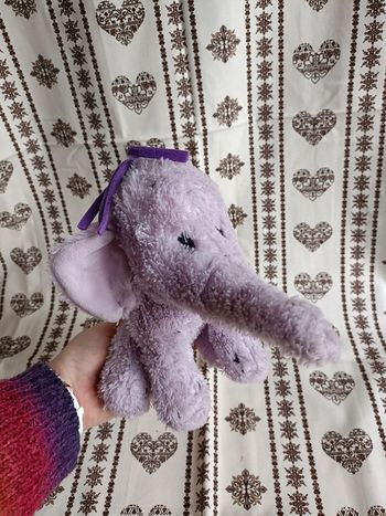 Peluche éléphant Winnie l'ourson