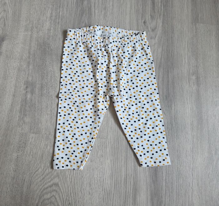 🌸 Legging avec petit carré 3 mois 🌸