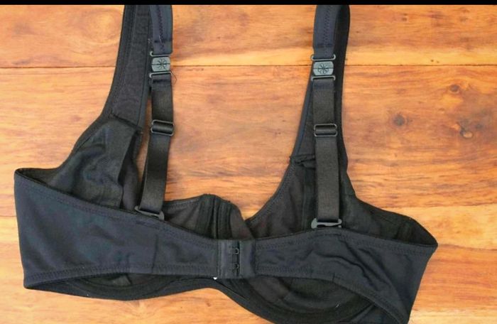 Soutien Gorge noir  -  100B  -  Blanc Nacré - photo numéro 5