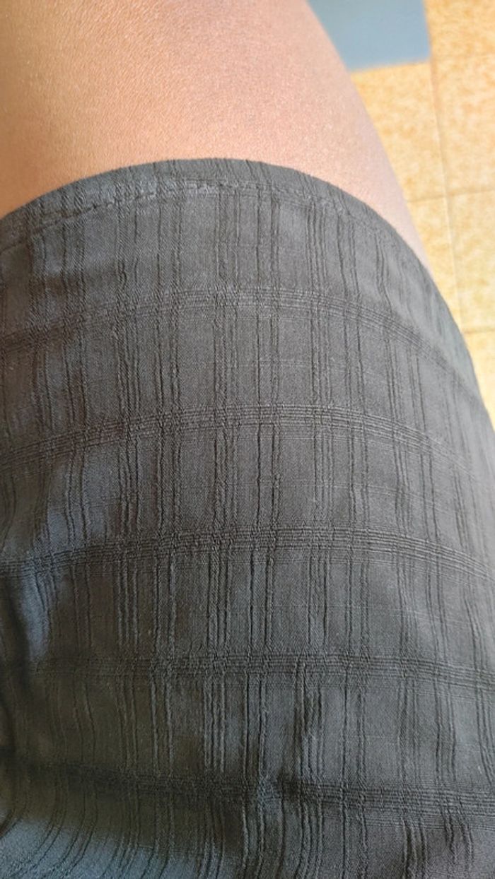 Mini-jupe noire tissu légère texturé - photo numéro 8