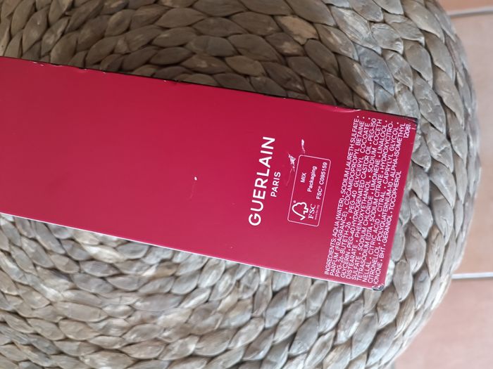 Habit rouge, gel douche Guerlain - photo numéro 6