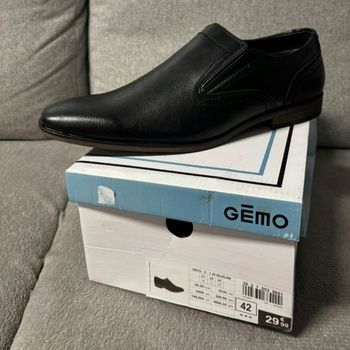 Chaussures  homme neuf plusieurs taille. 41/42/43