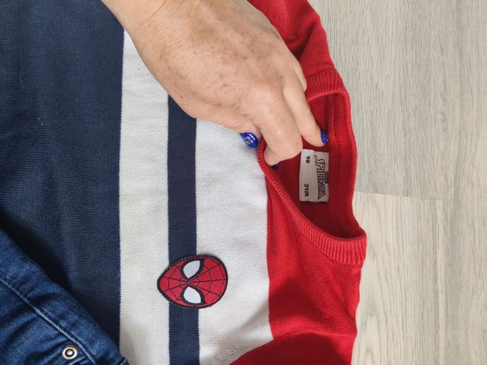 Ensemble jean slim Vertbaudet et pull Spiderman  C&A Taille 3 ans + chaussettes - photo numéro 3
