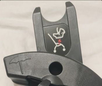 1 adaptateur côté droit babyzen yoyo