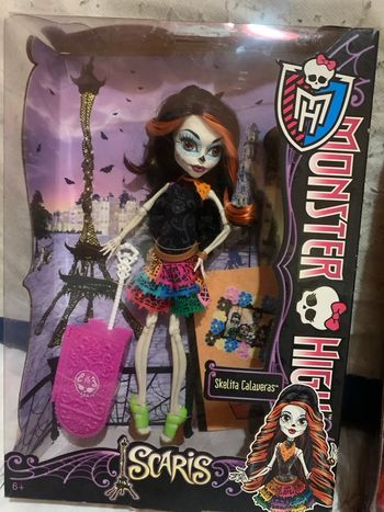 Monster high skelita
