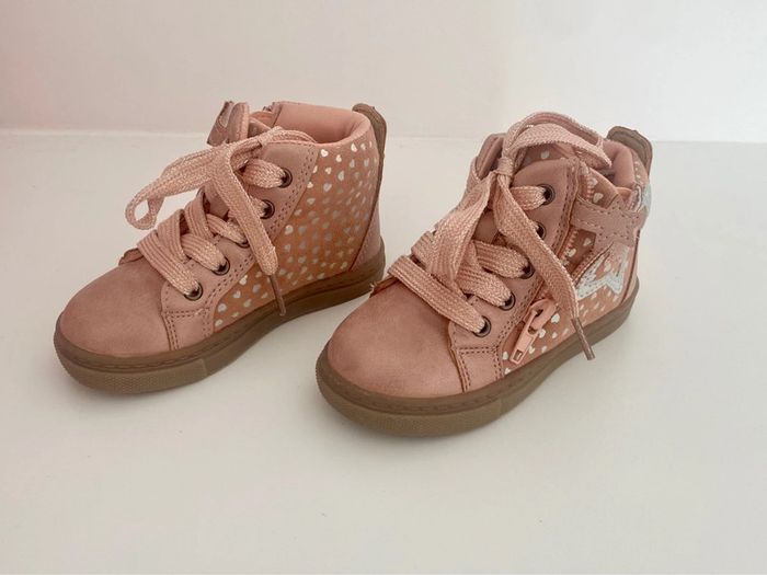 Chaussures montantes Mini & Girls taille 21 NEUVES - photo numéro 4