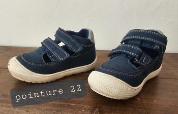 Chaussure garçon - pointure 22