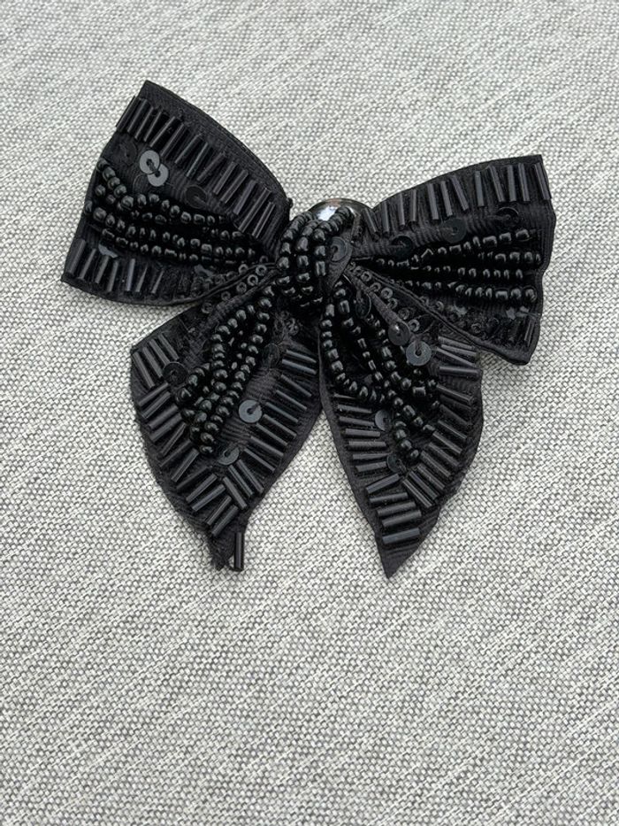 Broche noeud