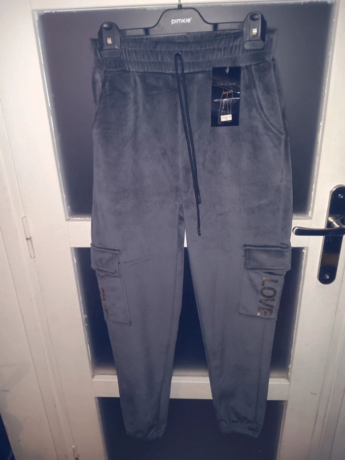 Jolie pantalon cargo taille s/m