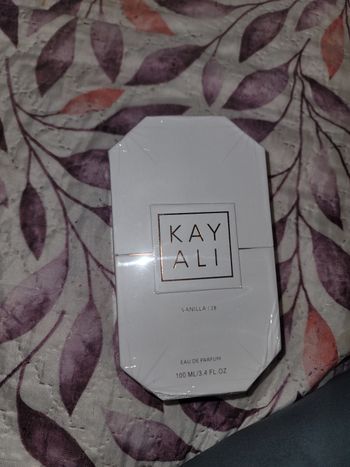 Kayali vanilla 28