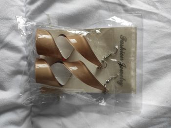 Boucles d'oreilles marron