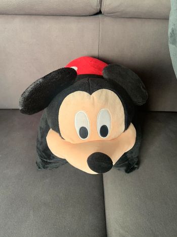Peluche Mickey coussin Disneyland