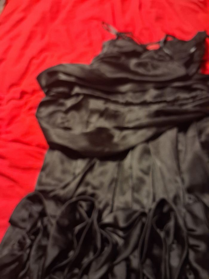 Robe  noir - photo numéro 3