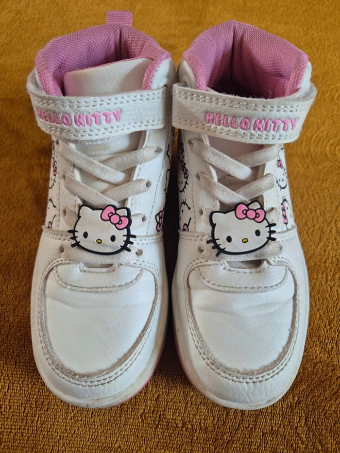 Basket hello kitty en 29 - photo numéro 2