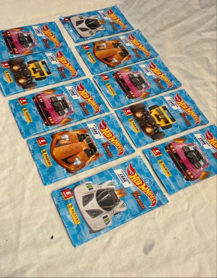 10 boosters cartes à collectionner Hotwheels on the Road - photo numéro 5