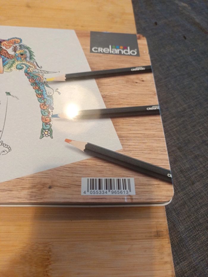 Boite de 40 crayons de couleur neuf - photo numéro 4