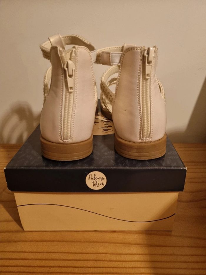 Sandales fille blanche taille 35 - photo numéro 6