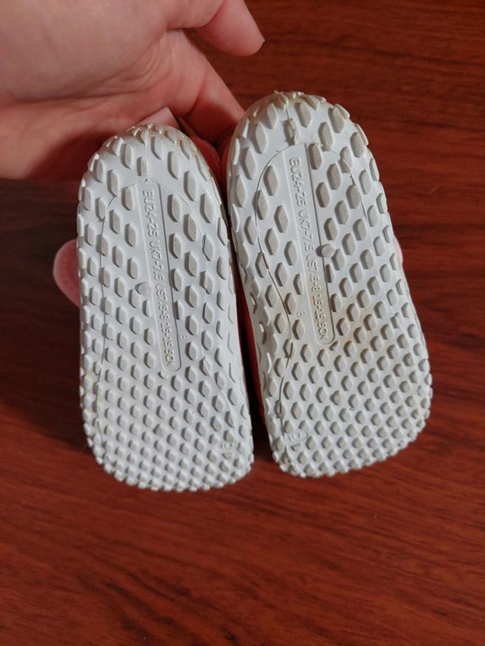 Chaussure de mer - photo numéro 4