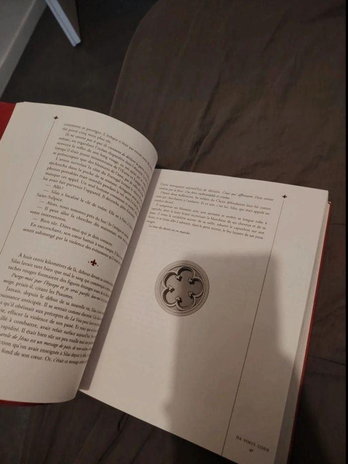 Gros livre Da vinci code - photo numéro 8