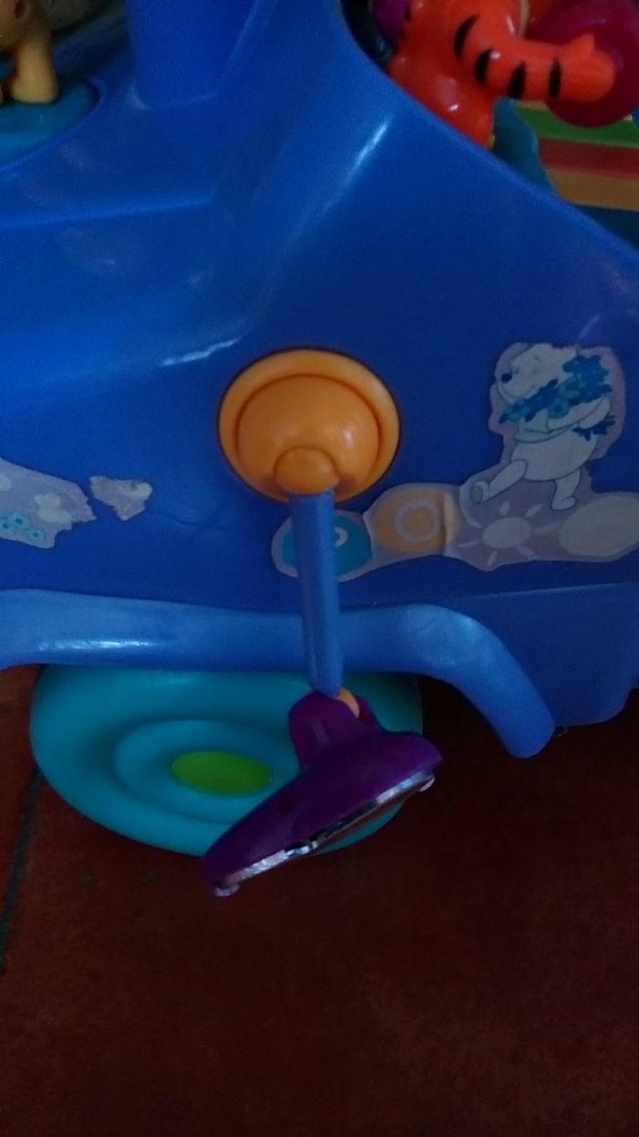 Petite voiture musicale winnie - photo numéro 7