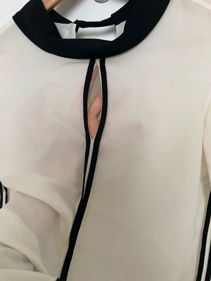 Blouse - photo numéro 2