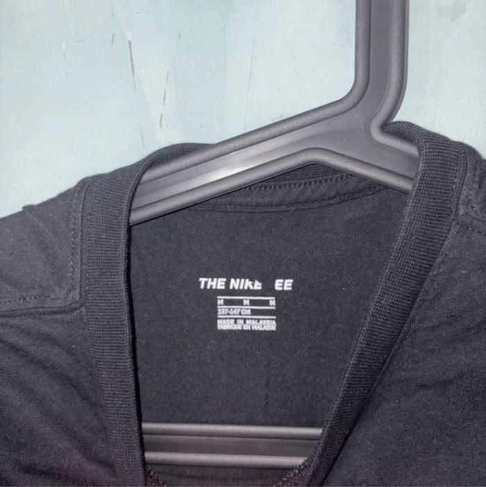 T shirt noir Nike taille M femme - photo numéro 2