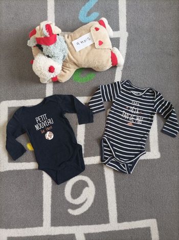 Bodies marine taille 9 mois