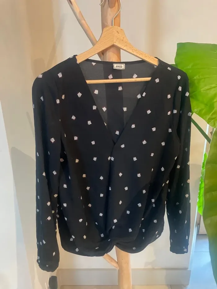 Blouse noir à motif