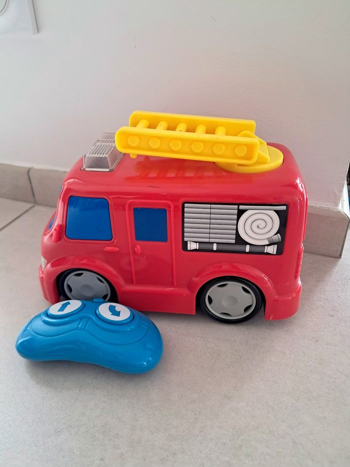 Camion pompier télécommandé