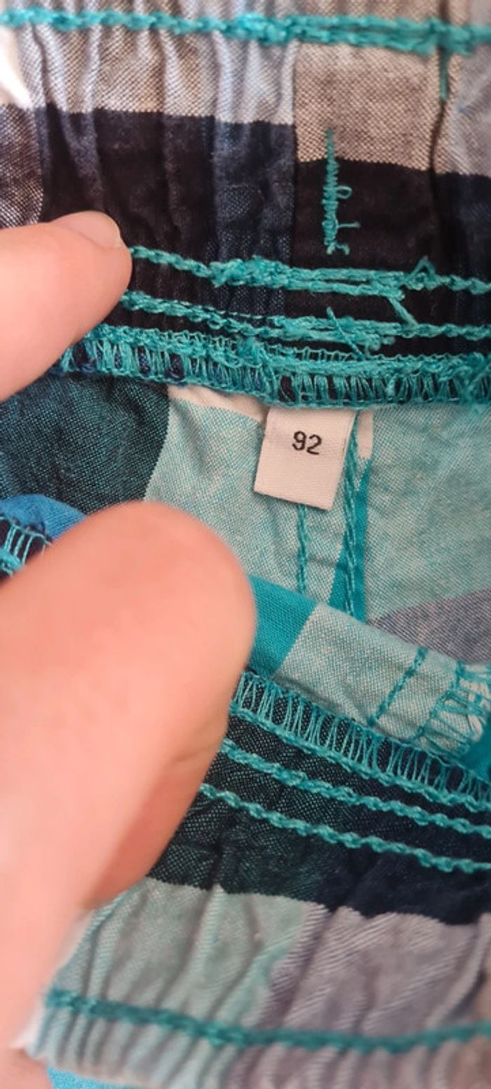 short bleu - photo numéro 3