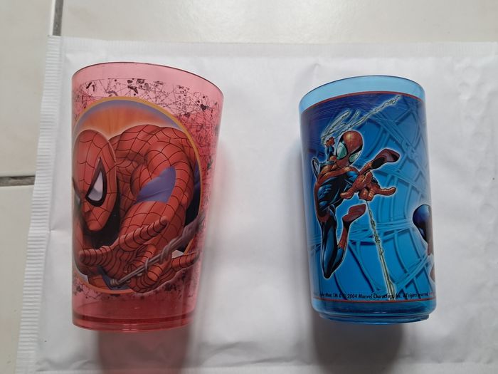 Lot de 2 verres spiderman