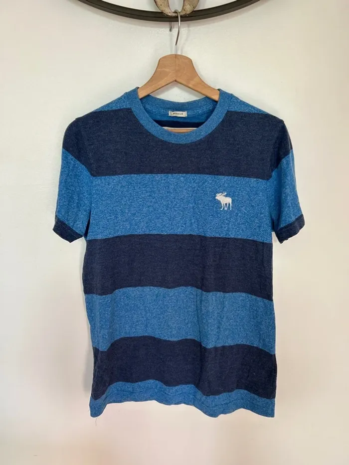 Tee-shirts bleu